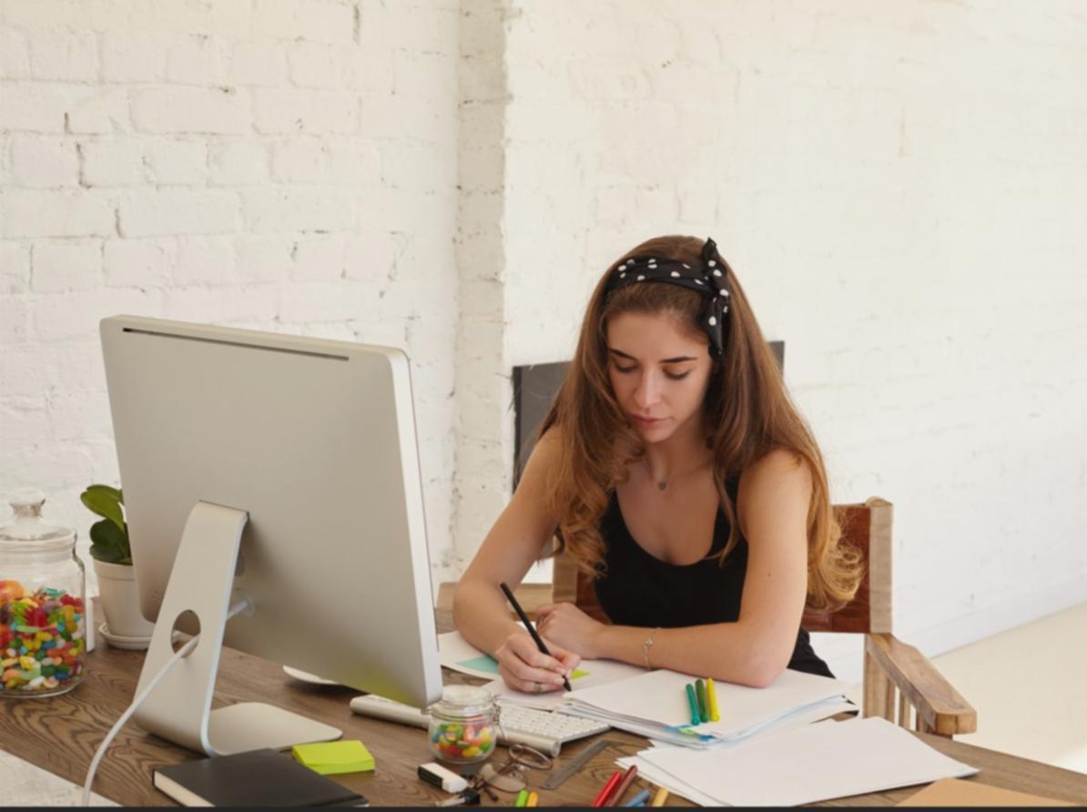 Équipes pédagogiques évaluant leurs ressources